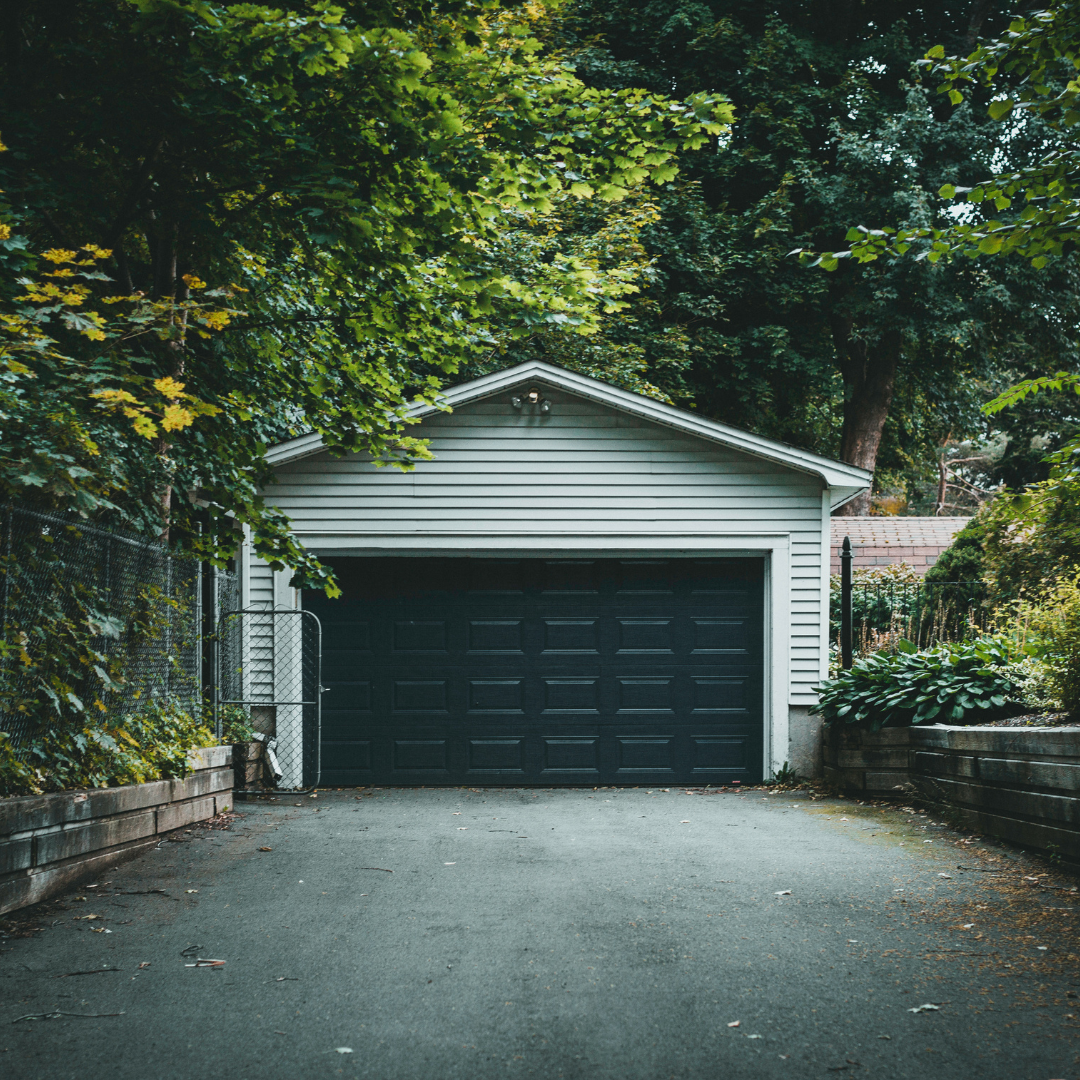 Garage/Auto